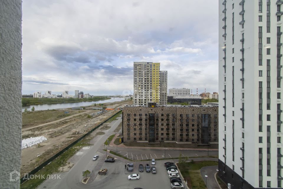Продаётся 2-комнатная квартира, 55.6 м²