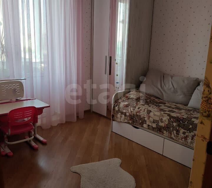 Продаётся 3-комнатная квартира, 70.9 м²