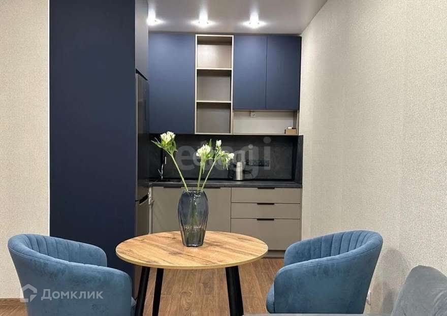 Сдаётся 1-комнатная квартира, 38 м²
