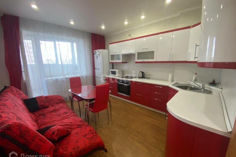 Сдаётся 1-комнатная квартира, 51 м²