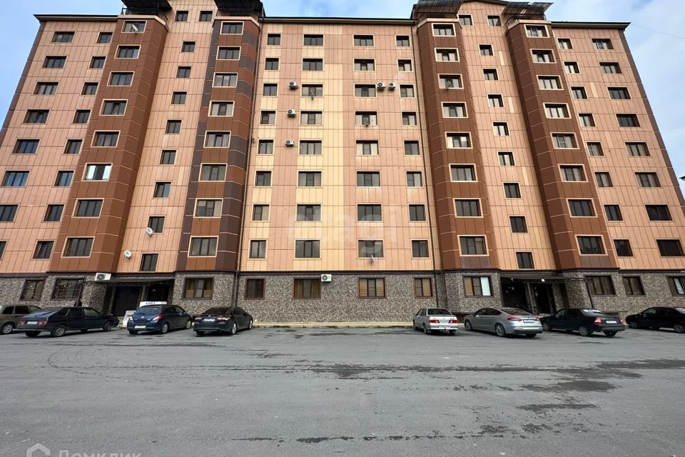 Продаётся 3-комнатная квартира, 107 м²