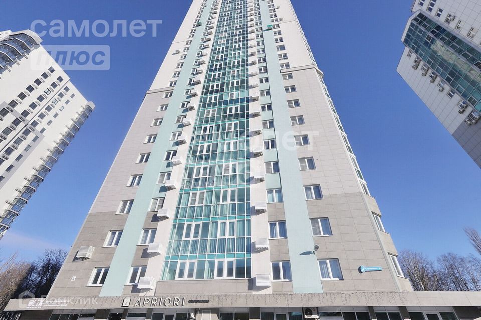 Продаётся 1-комнатная квартира, 55 м²