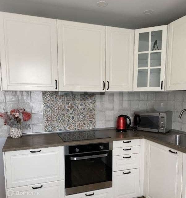 Сдаётся 1-комнатная квартира, 42 м²