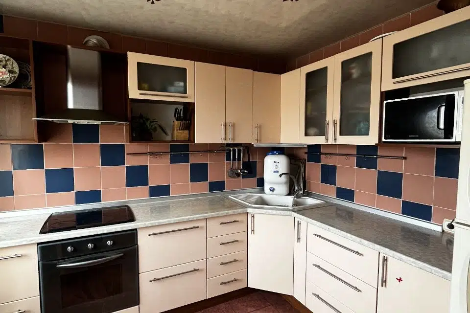 Продаётся 3-комнатная квартира, 60 м²