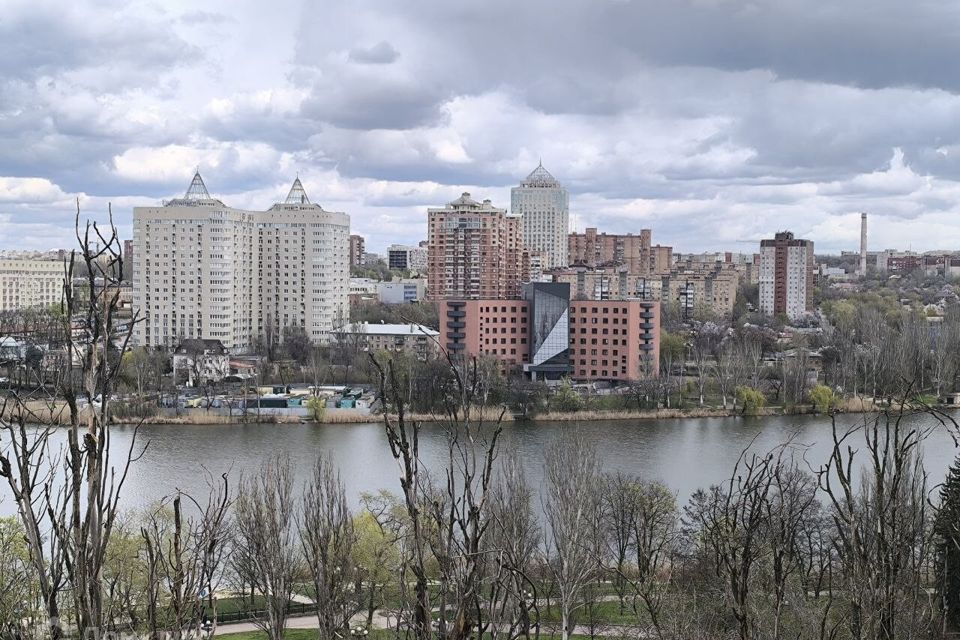 Продаётся 1-комнатная квартира, 37 м²