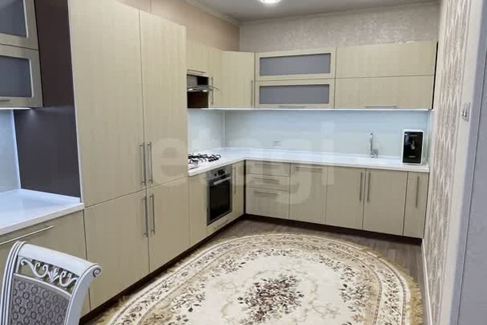 Продаётся 2-комнатная квартира, 60.2 м²
