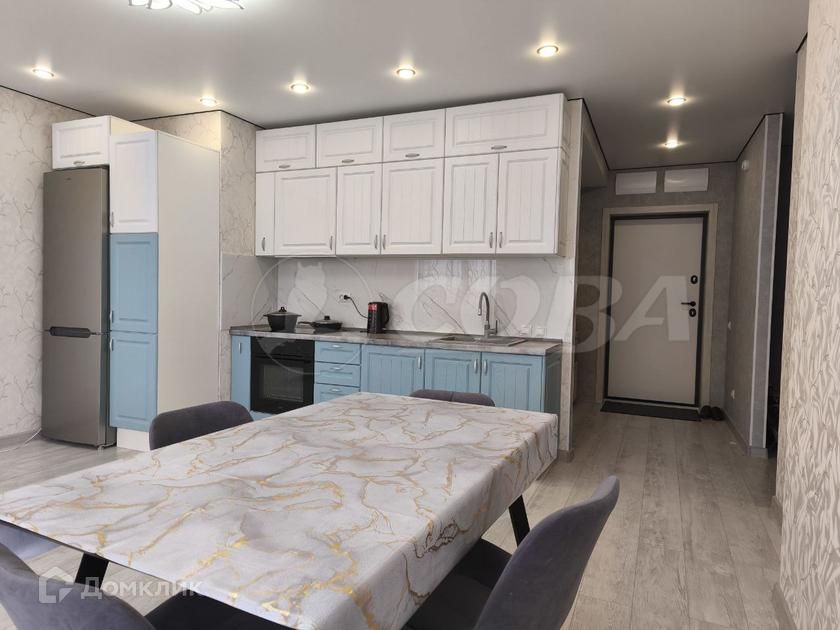 Сдаётся 2-комнатная квартира, 65 м²