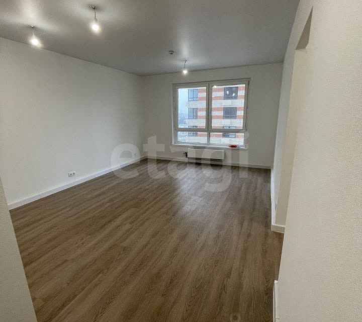 Продаётся 3-комнатная квартира, 77 м²