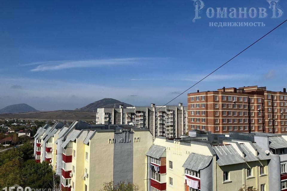 Продаётся 1-комнатная квартира, 42 м²