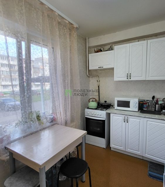 Продаётся 4-комнатная квартира, 68.5 м²