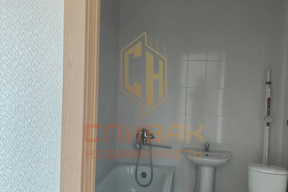 Продаётся 3-комнатная квартира, 70.9 м²