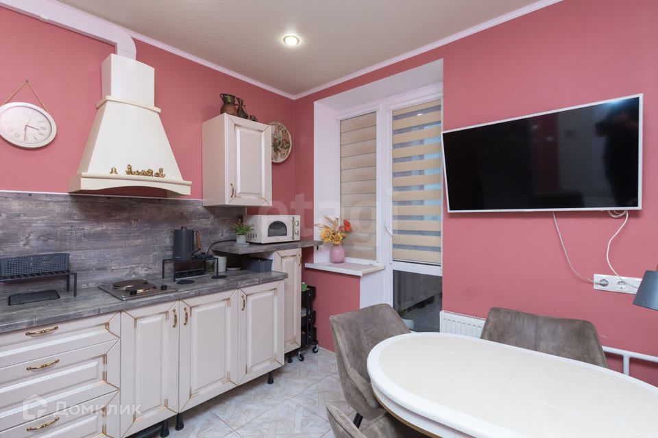 Продаётся 2-комнатная квартира, 55.7 м²