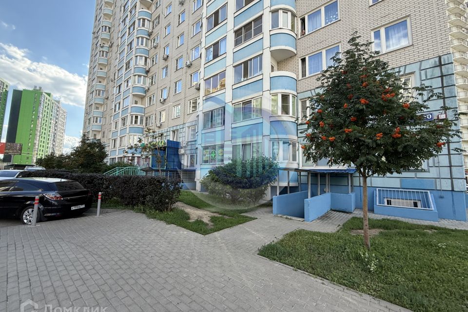 Продаётся 1-комнатная квартира, 40.4 м²