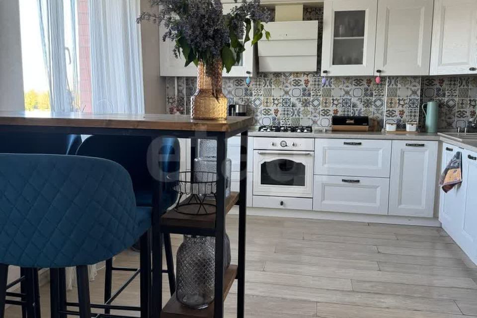 Продаётся 3-комнатная квартира, 96 м²