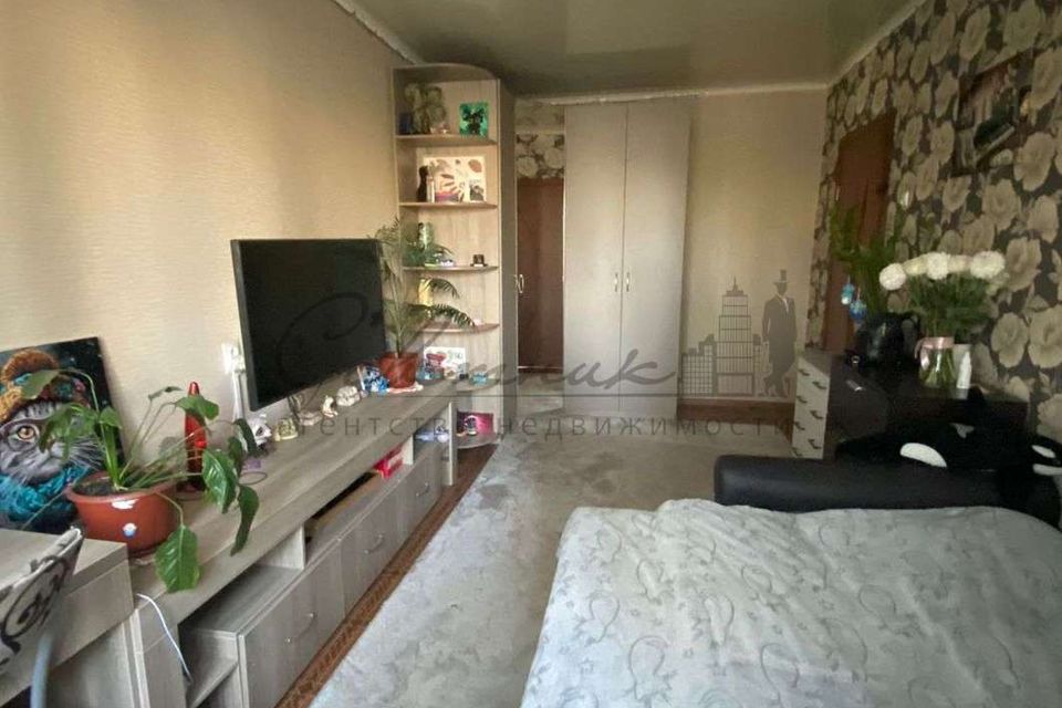 Продаётся 1-комнатная квартира, 32 м²