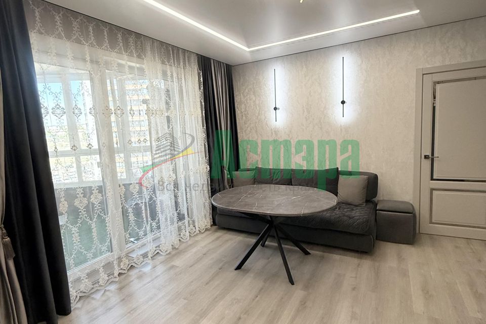 Продаётся 2-комнатная квартира, 55.6 м²