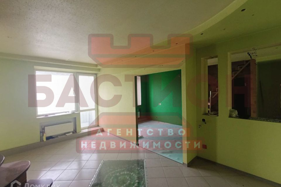 Продаётся 3-комнатная квартира, 63.6 м²