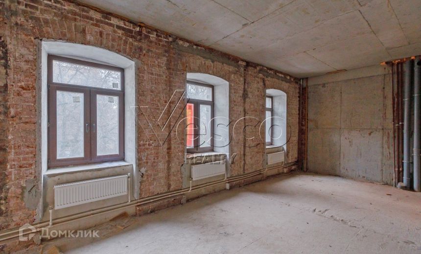 Продаётся 2-комнатная квартира, 61.8 м²