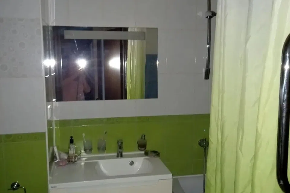 Продаётся 3-комнатная квартира, 63.5 м²