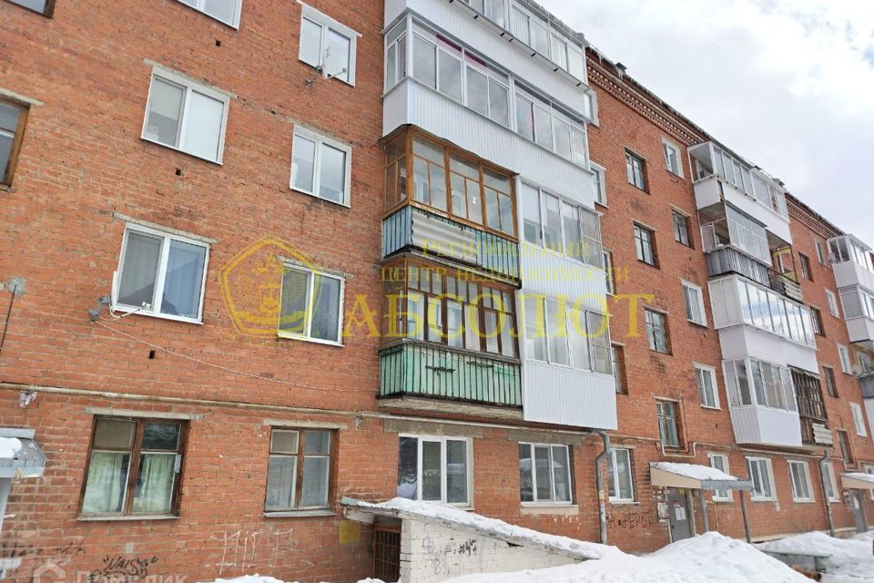 Продаётся 3-комнатная квартира, 49.1 м²