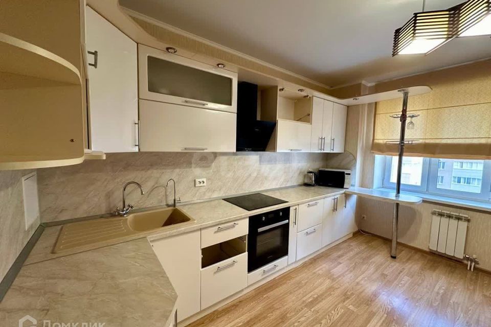 Продаётся 2-комнатная квартира, 75.5 м²