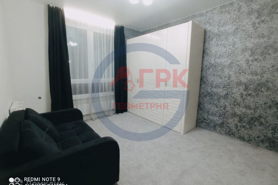 Продаётся 1-комнатная квартира, 37.1 м²