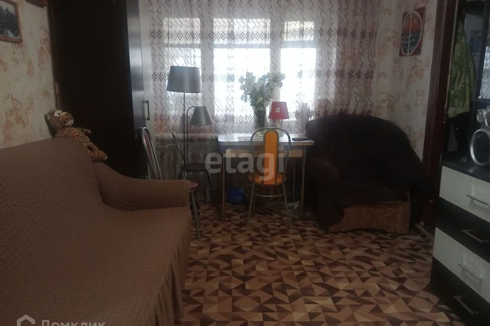 Продаётся 3-комнатная квартира, 54.8 м²