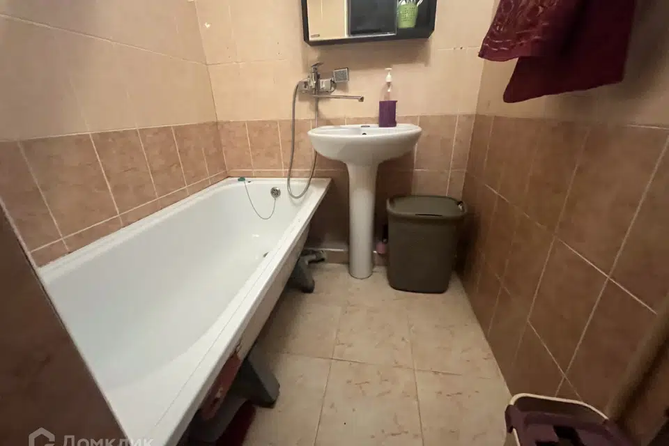Продаётся 3-комнатная квартира, 64 м²