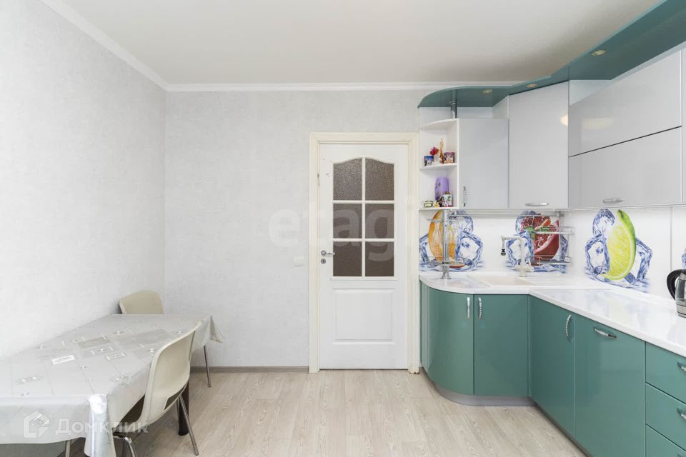 Продаётся 3-комнатная квартира, 92 м²
