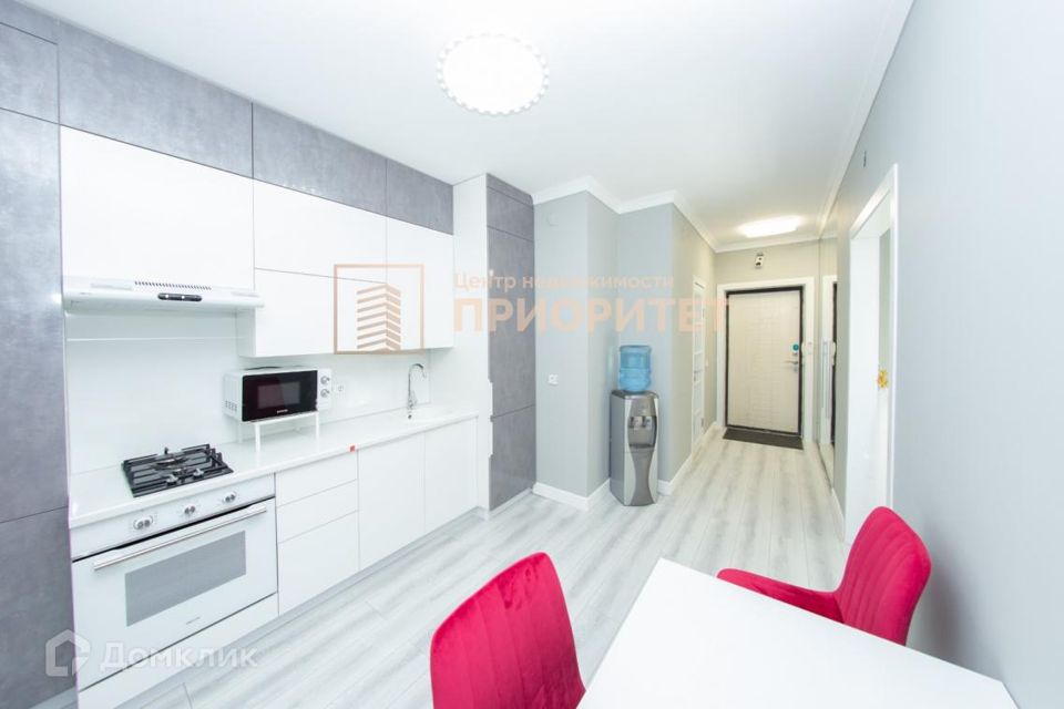 Продаётся 1-комнатная квартира, 37.3 м²