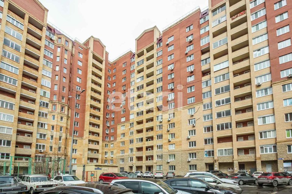 Продаётся 2-комнатная квартира, 69 м²