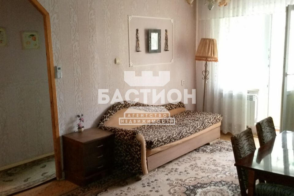 Продаётся 3-комнатная квартира, 58.9 м²