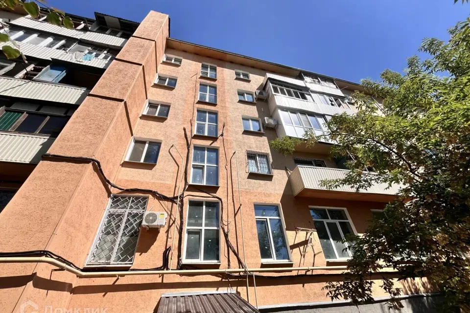 Продаётся 2-комнатная квартира, 49.6 м²