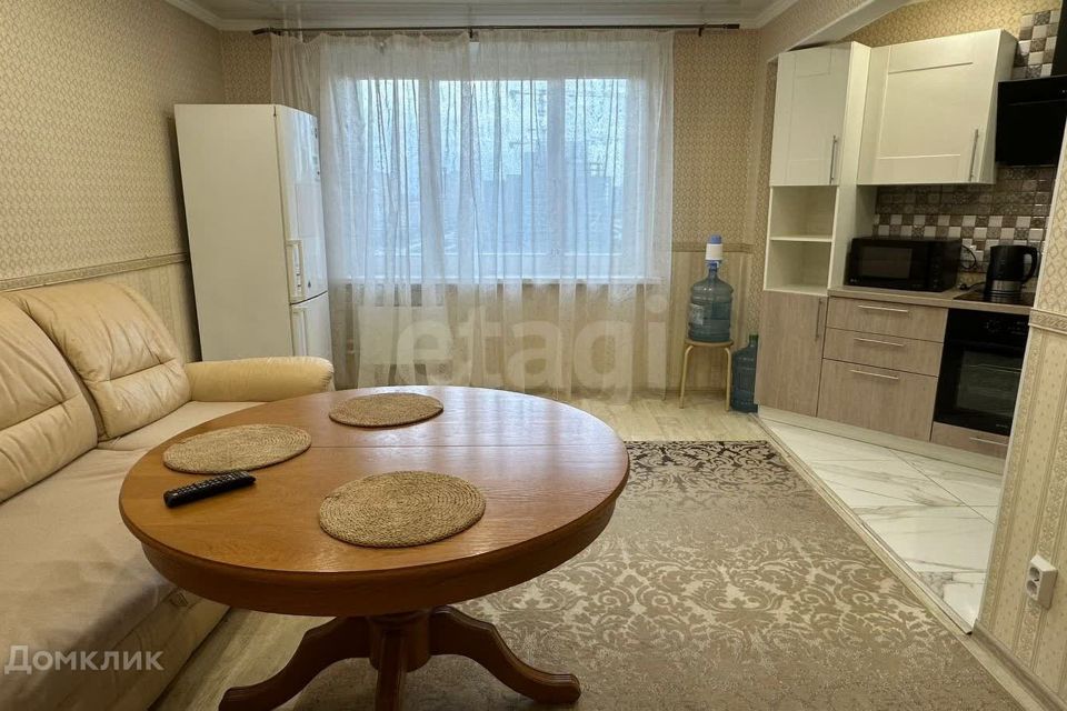 Сдаётся 2-комнатная квартира, 85 м²