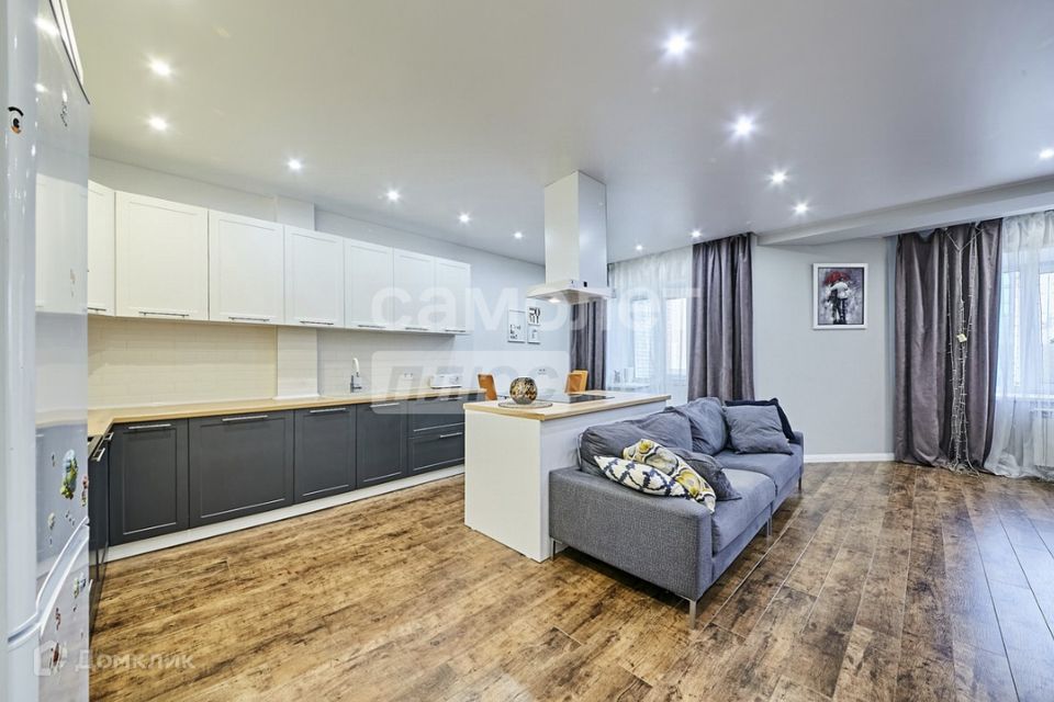 Продаётся 3-комнатная квартира, 90.9 м²