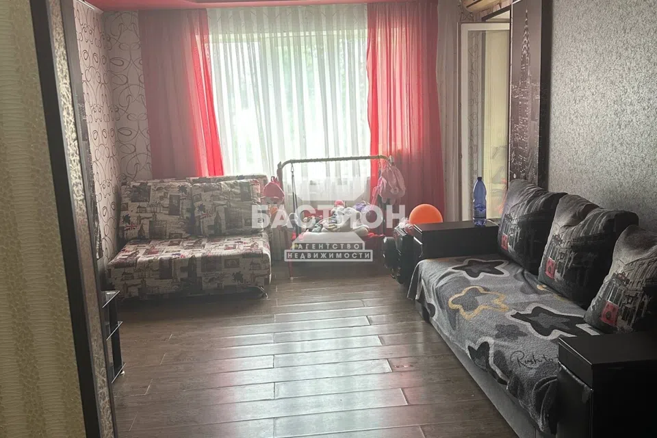 Продаётся 3-комнатная квартира, 71.9 м²