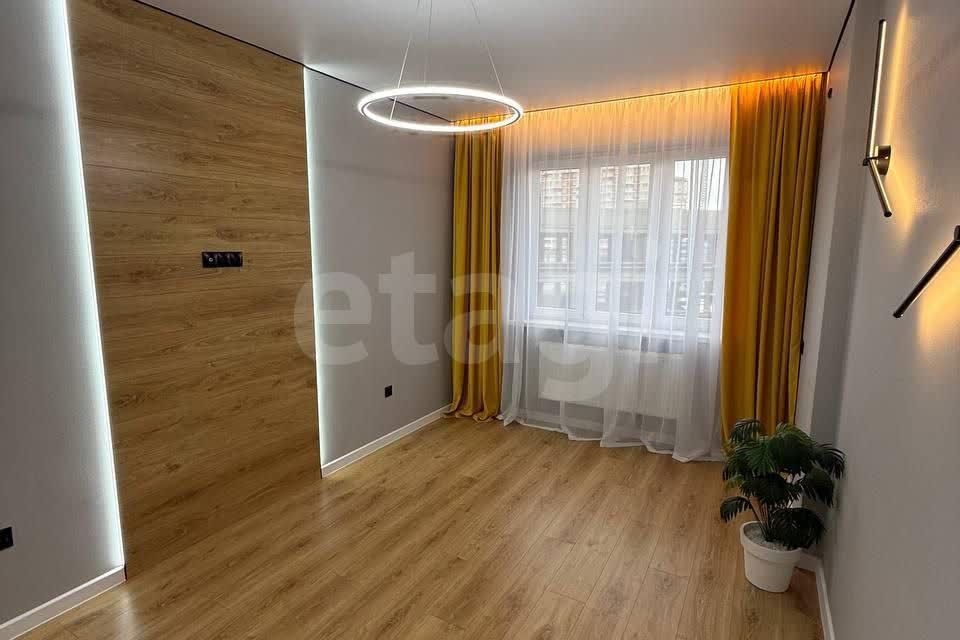 Продаётся 2-комнатная квартира, 56 м²