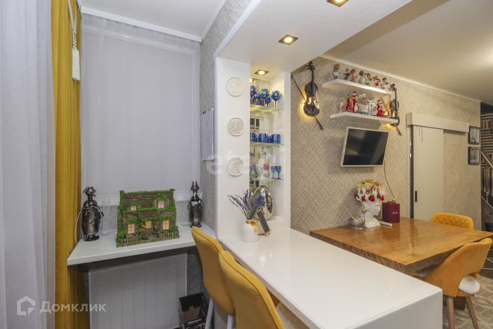Продаётся 1-комнатная квартира, 43 м²
