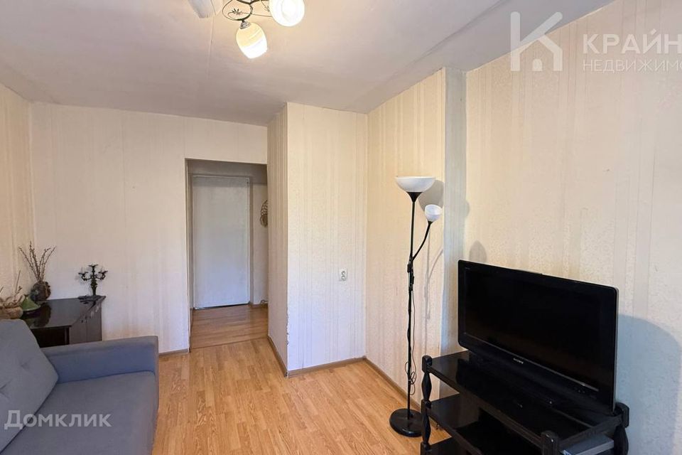 Продаётся 2-комнатная квартира, 42.8 м²
