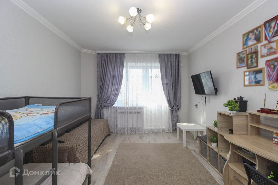 Продаётся 1-комнатная квартира, 37.2 м²
