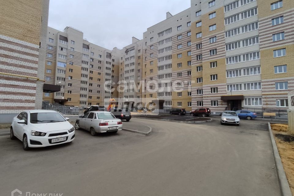 Продаётся 2-комнатная квартира, 61.7 м²