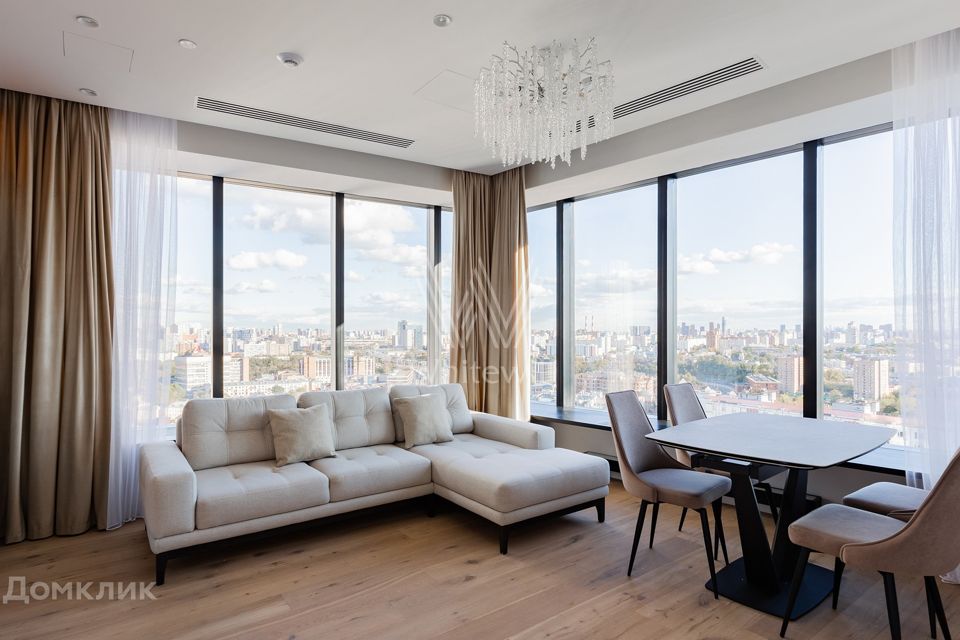 Сдаётся 2-комнатная квартира, 72 м²
