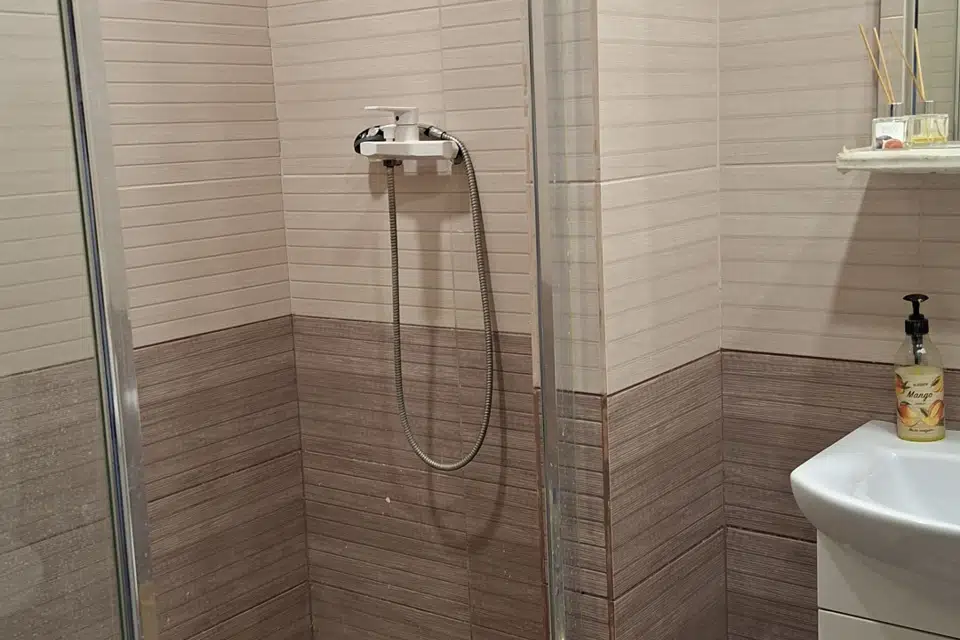 Продаётся 3-комнатная квартира, 54.5 м²