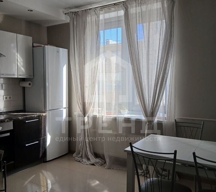 Продаётся 2-комнатная квартира, 58 м²