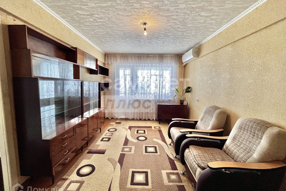 Продаётся 3-комнатная квартира, 56.6 м²