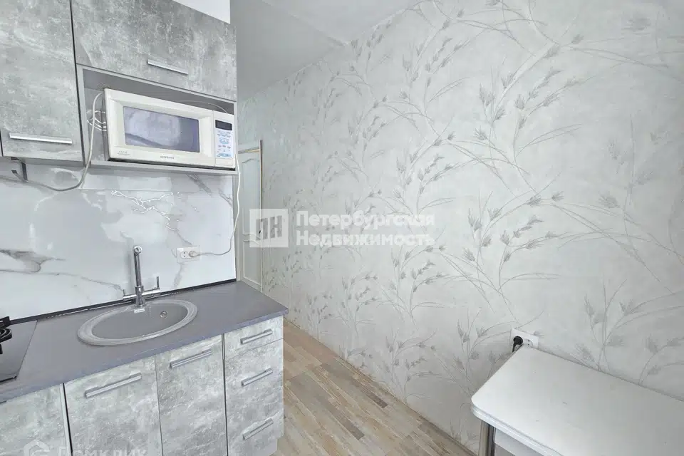 Продаётся 2-комнатная квартира, 43.4 м²
