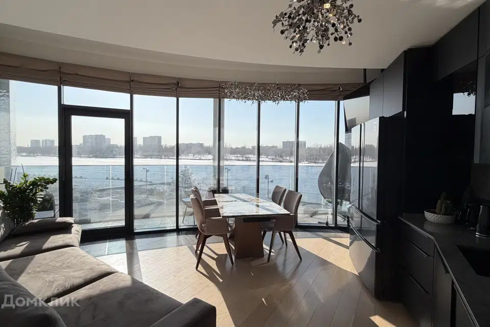 Продаётся 3-комнатная квартира, 72.8 м²
