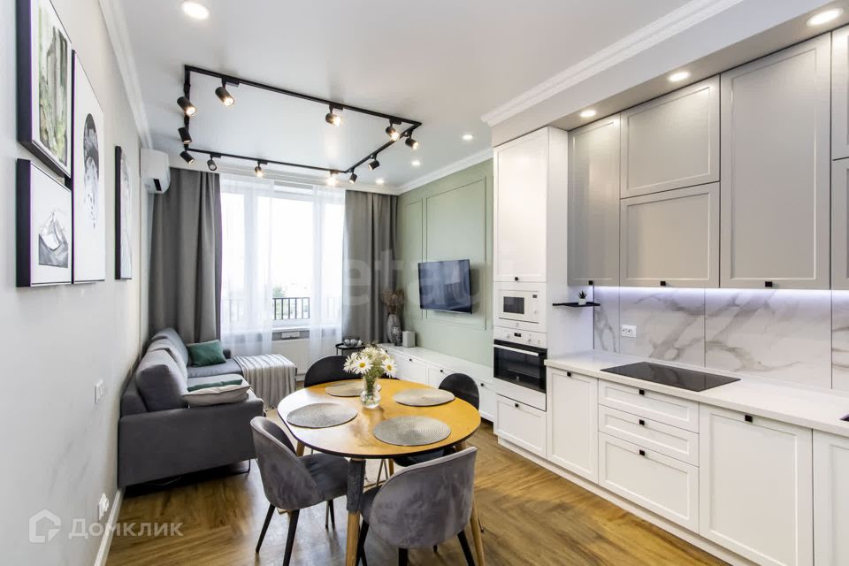Продаётся 3-комнатная квартира, 80.8 м²