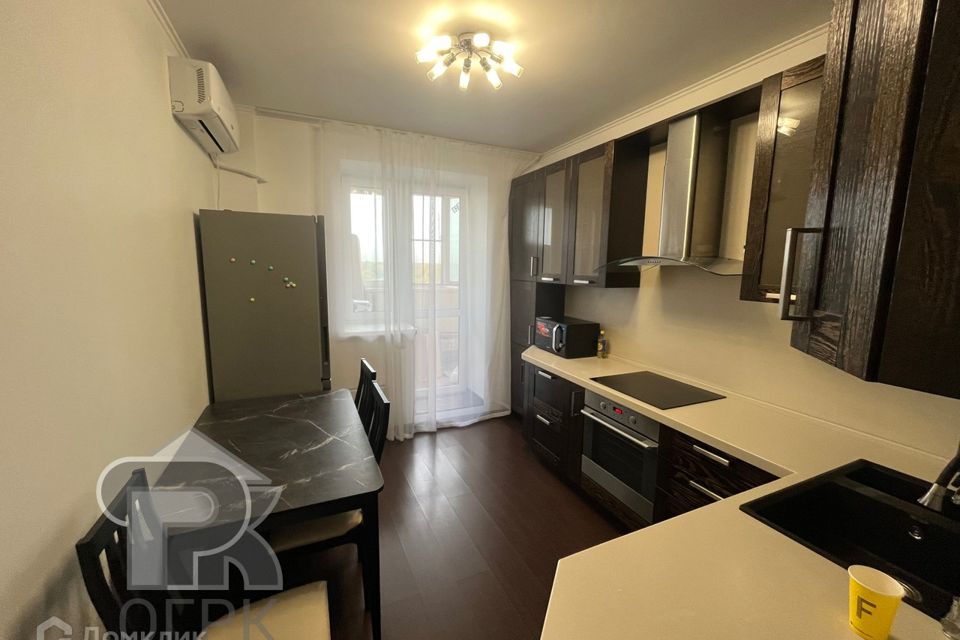 Продаётся 3-комнатная квартира, 87 м²