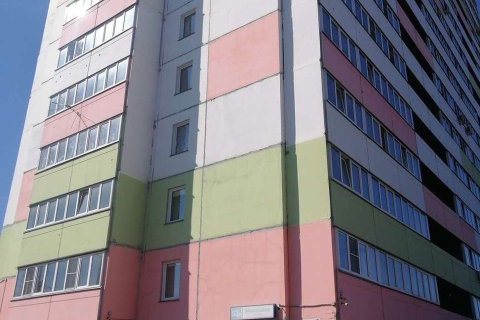 Продаётся 2-комнатная квартира, 43.8 м²